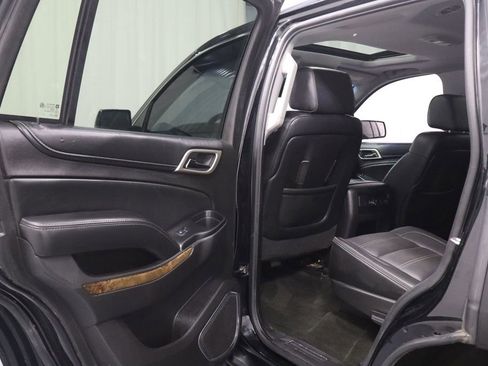 Used 2016 GMC Yukon Denali w/ Enhanced Security Package image 12