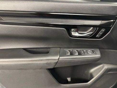 Used 2024 Honda CR-V Sport Touring image 19