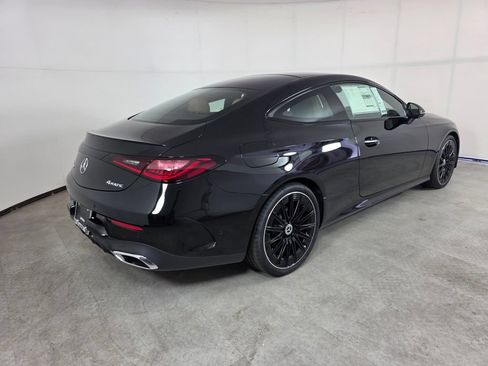 New 2026 Mercedes-Benz CLE 300 4MATIC Coupe image 4