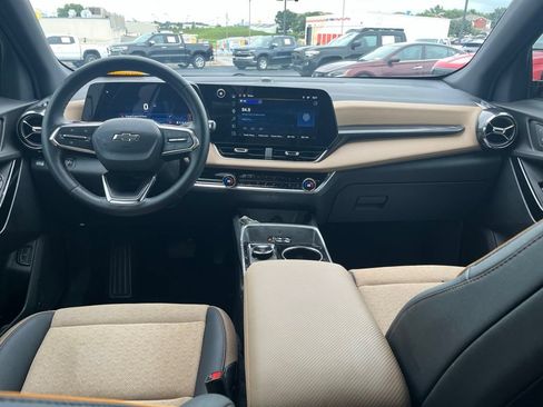 Used 2026 Chevrolet Equinox ACTIV w/ Convenience Package III AWD/4WD image 25