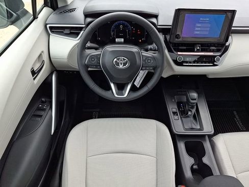New 2026 Toyota Corolla Cross LE image 11
