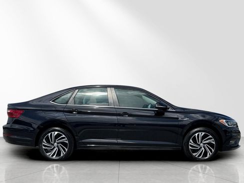 Used 2020 Volkswagen Jetta SEL Premium FWD image 3