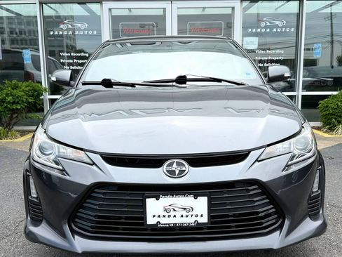 Used 2014 Scion tC FWD image 2