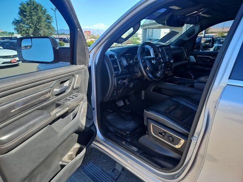 Used 2019 RAM 1500 Limited image 8