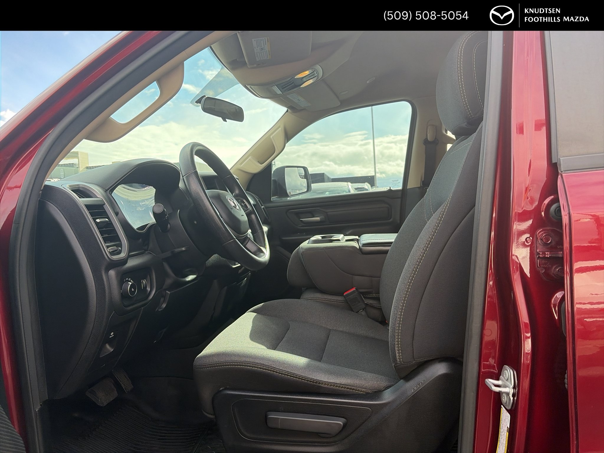 Used 2020 RAM 1500 Tradesman AWD/4WD image 11