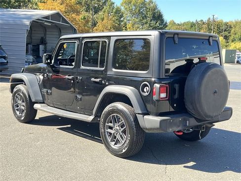 Used 2023 Jeep Wrangler Sport image 11