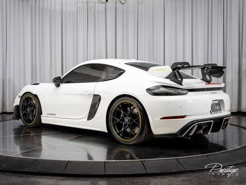 Used 2023 Porsche 718 Cayman GT4 RS RWD image 13