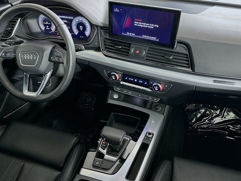 Used 2023 Audi Q5 2.0T Premium Plus w/ Premium Plus Package AWD/4WD image 6