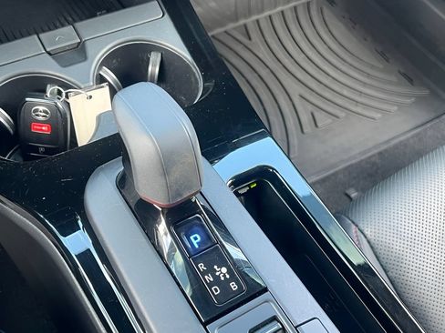 Certified 2024 Toyota Prius Prime FWD image 23