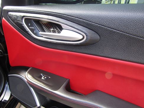 Used 2019 Alfa Romeo Giulia Sport Sedan 4D w/ Quick Order Package 22K Sport image 21