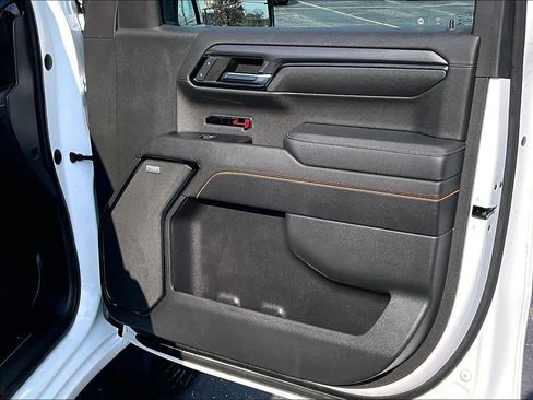 Used 2023 GMC Sierra 1500 AT4 image 23