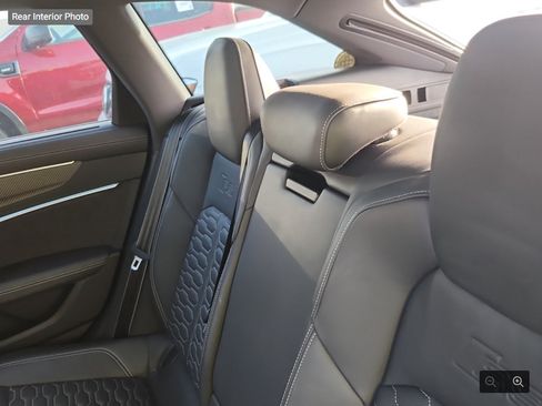 Used 2022 Audi RS 6 AWD/4WD image 12