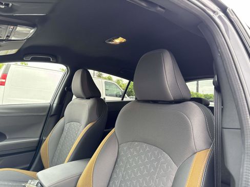 Certified 2025 Subaru Crosstrek 2.5i Sport w/ Crosstrek Mirror Package image 17