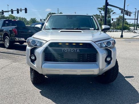 Used 2021 Toyota 4Runner TRD Off-Road AWD/4WD image 5