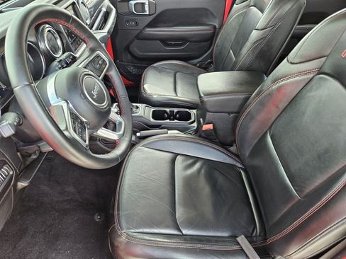 Used 2018 Jeep Wrangler Unlimited Rubicon AWD/4WD image 13