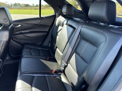 Used 2022 Chevrolet Equinox Premier image 17