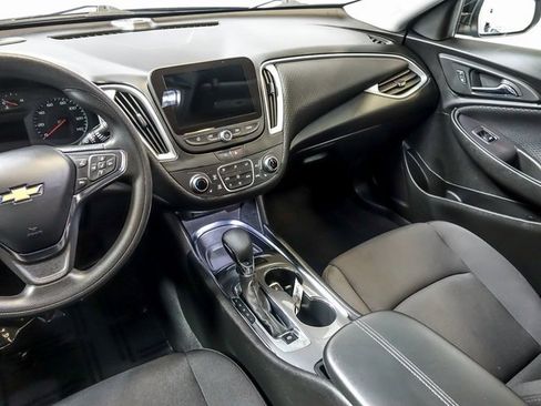 Certified 2023 Chevrolet Malibu LT image 18
