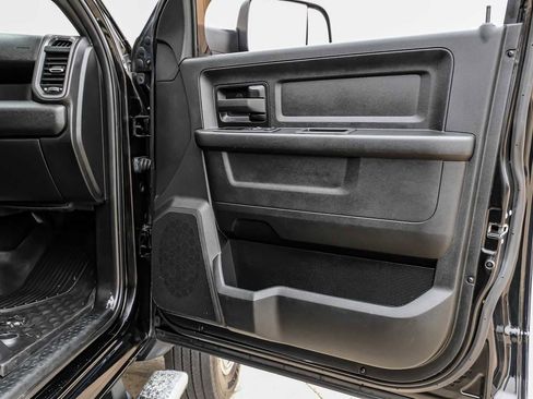 Used 2022 RAM 5500 Tradesman w/ Chrome Appearance Group image 40