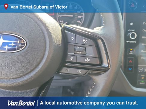 Used 2025 Subaru Forester Premium image 19