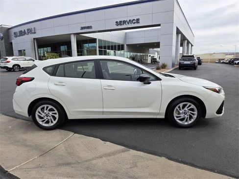Used 2024 Subaru Impreza 2.0i w/ Popular Package #1A image 3
