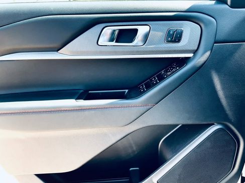 New 2025 Ford Explorer ST-Line w/ Premium Package image 29