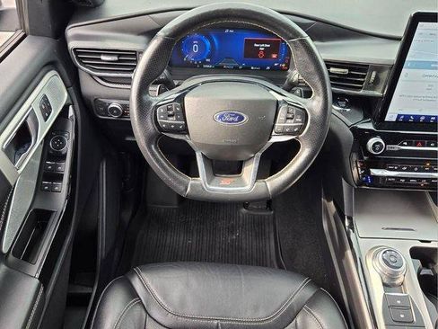 Used 2022 Ford Explorer ST w/ Equipment Group 401A AWD/4WD image 15