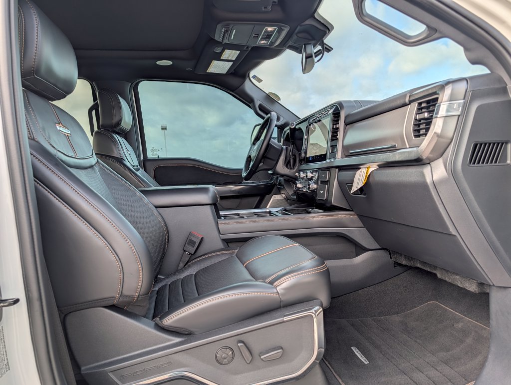 Certified 2024 Ford F250 Platinum AWD/4WD image 11