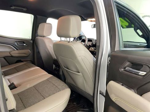 Used 2024 Chevrolet Colorado ZR2 w/ Safety Package image 26