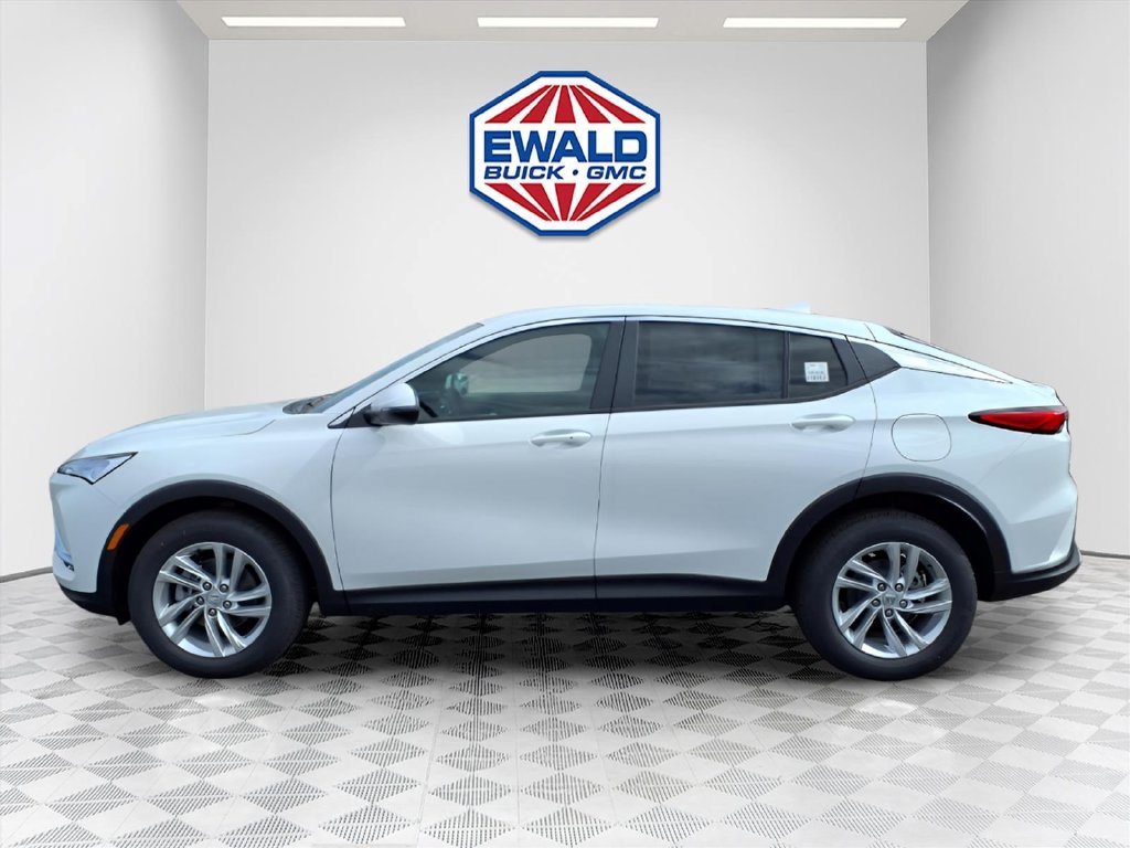 New 2026 Buick Envista Sport Touring w/ Convenience I Package FWD image 3