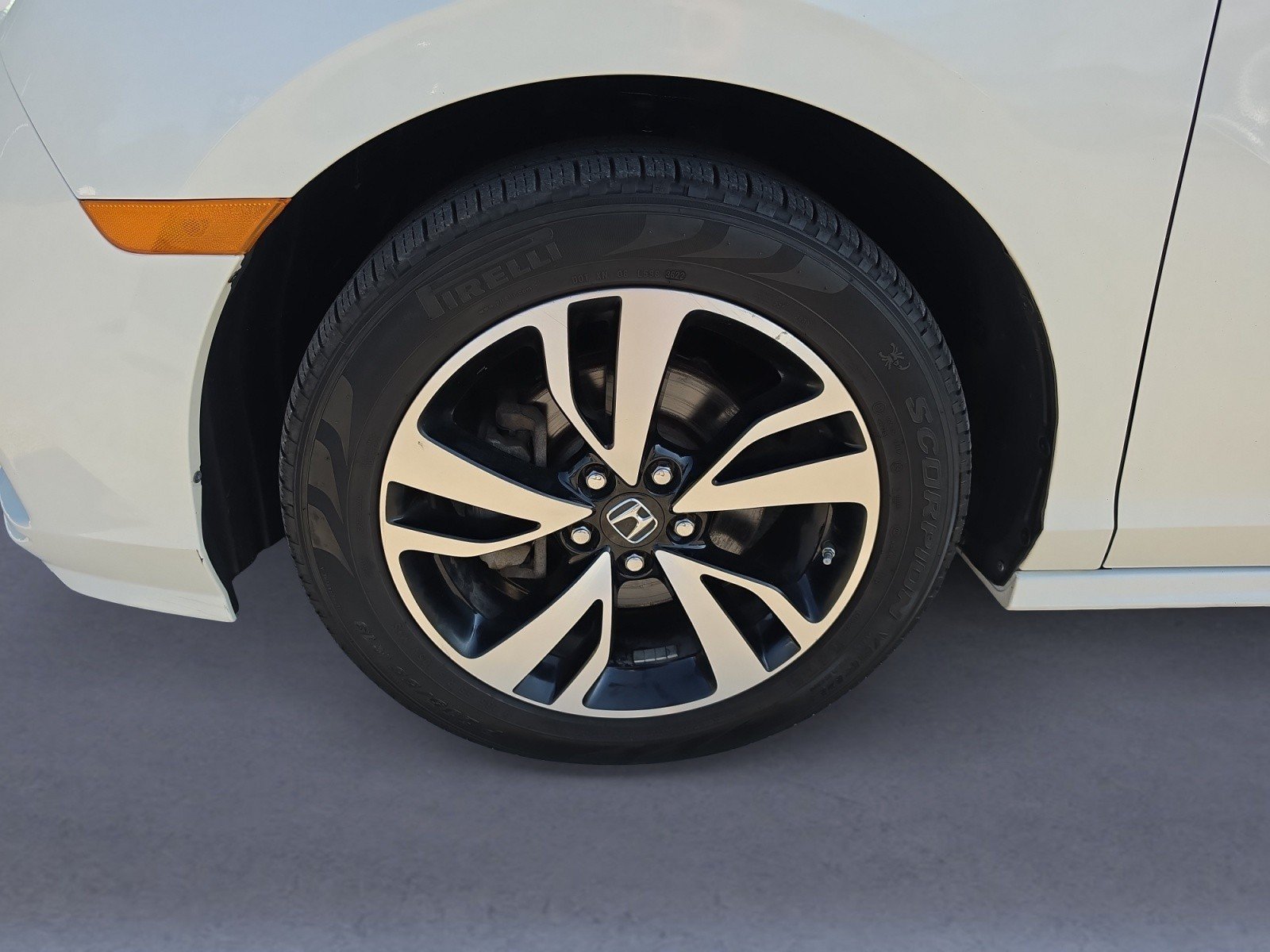 Used 2019 Honda Odyssey Elite image 38