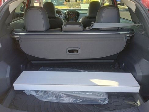 Certified 2025 Subaru Crosstrek 2.5i Limited w/ Popular Package #4A image 18