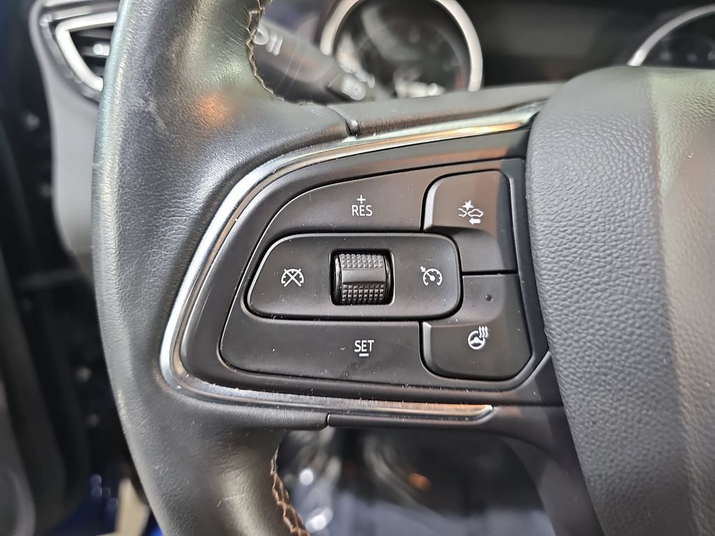 Certified 2023 Buick Encore GX Essence w/ Experience Buick Package FWD image 22