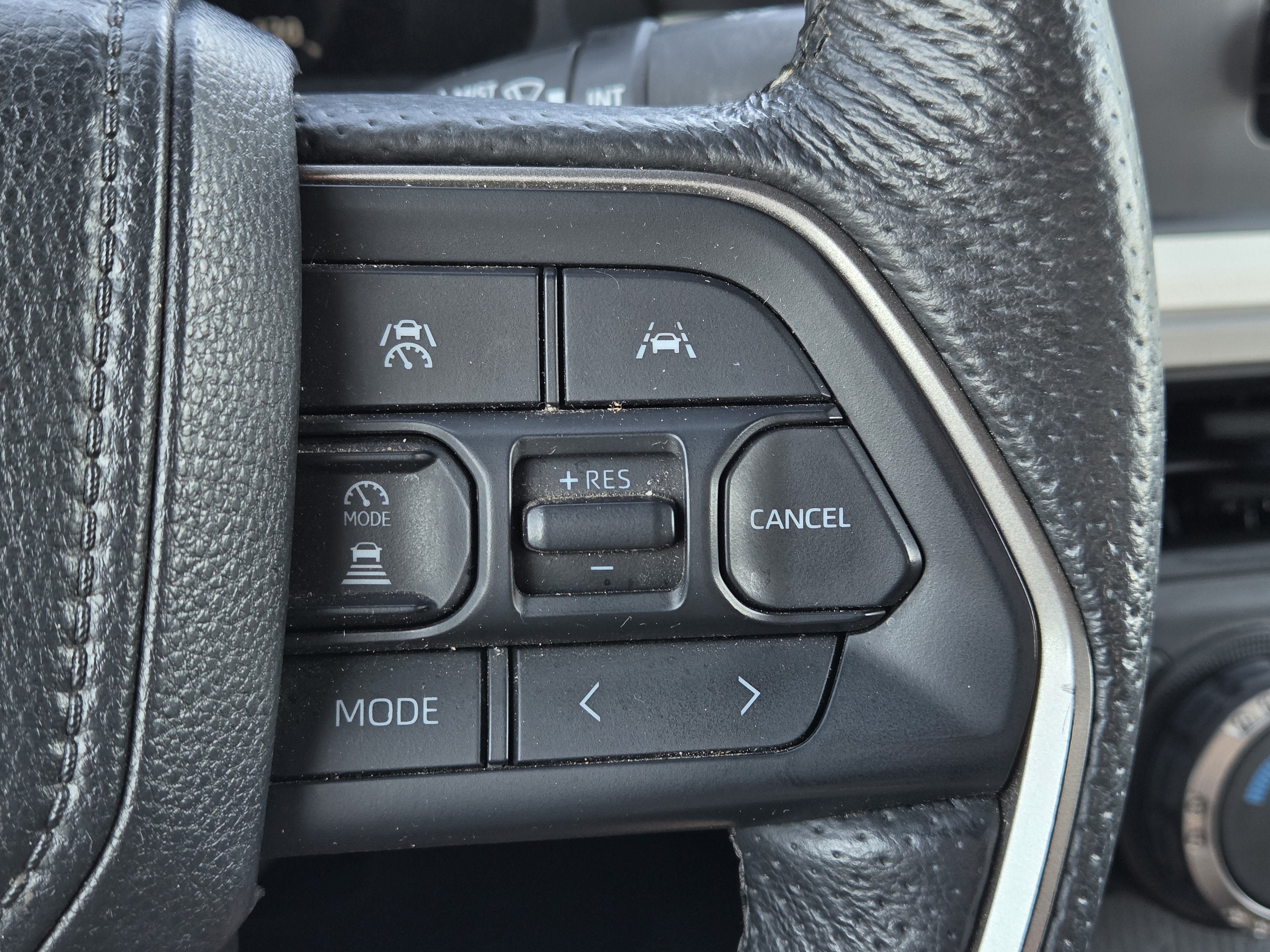 Used 2024 Toyota Tacoma TRD Off-Road AWD/4WD image 22