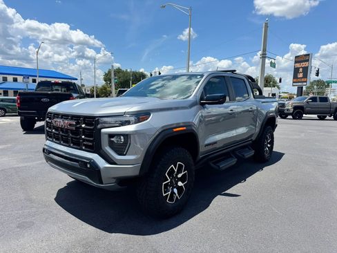 Used 2024 GMC Canyon AT4X AWD/4WD image 2
