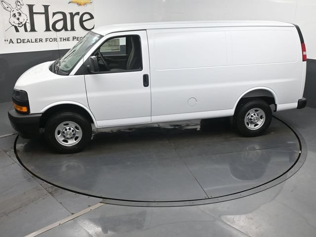 New 2026 Chevrolet Express 2500 w/ Driver Convenience Package RWD image 37