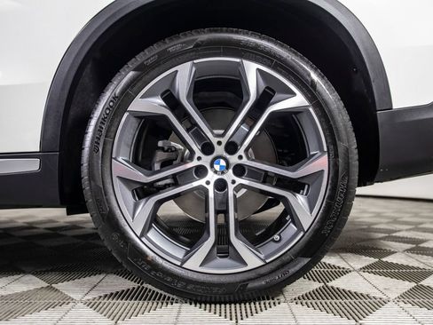 Used 2026 BMW X5 sDrive40i w/ Climate Comfort Package RWD image 43