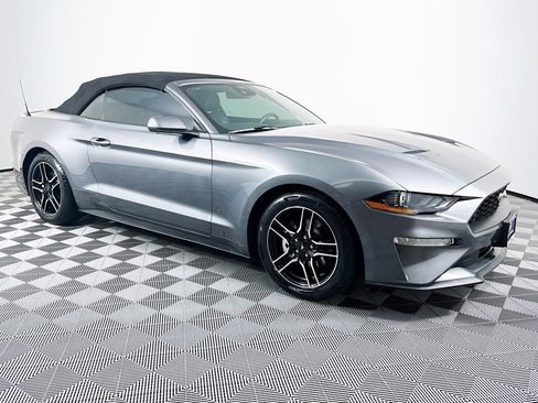 Used 2023 Ford Mustang Premium RWD image 31