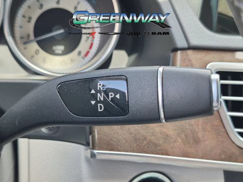 Used 2016 Mercedes-Benz E 350 Sedan image 20