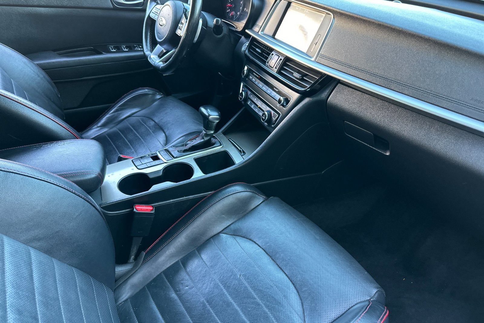 Used 2020 Kia Optima SX FWD image 16