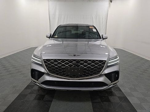 Used 2025 Genesis GV80 3.5T e-SC AWD/4WD image 12
