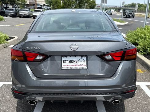Certified 2025 Nissan Altima 2.5 SV w/ SV Premium Package FWD image 5