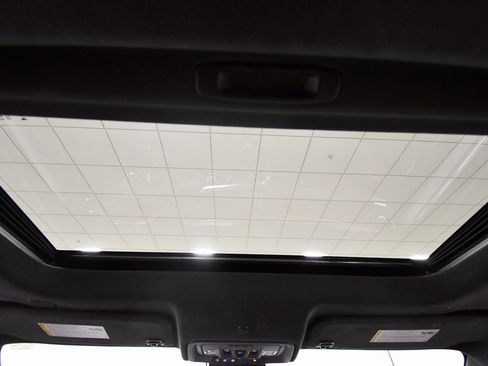 Used 2024 GMC Sierra 2500 Denali Ultimate image 16