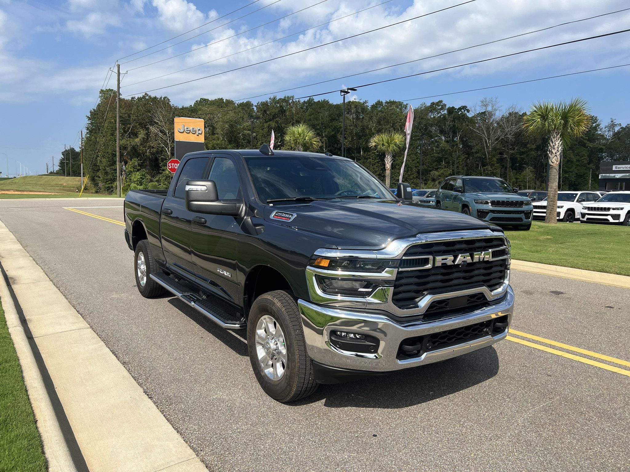 Certified 2026 RAM 2500 Big Horn AWD/4WD image 1