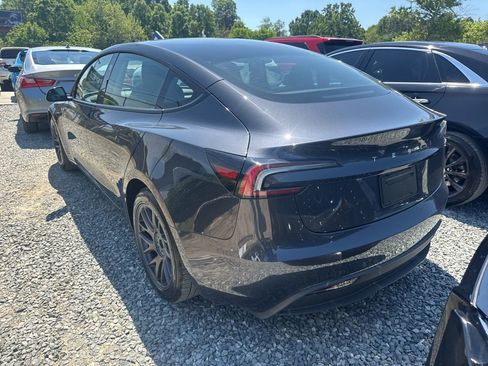 Used 2024 Tesla Model 3 Standard Range image 8