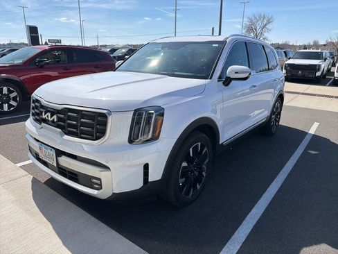 Certified 2024 Kia Telluride SX Prestige w/ Towing Package AWD/4WD image 2