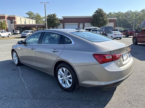 Used 2024 Chevrolet Malibu LT image 5