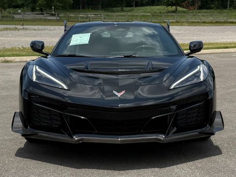 Used 2026 Chevrolet Corvette ZR1 w/ ZR1 Carbon Fiber Aero Package RWD image 5