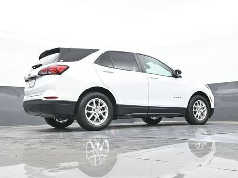 Used 2024 Chevrolet Equinox LS w/ LS Convenience Package FWD image 48