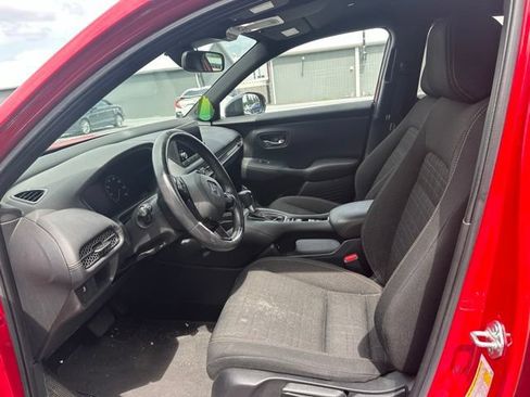 Certified 2024 Honda HR-V Sport image 11