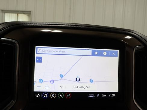 Used 2019 Chevrolet Silverado 1500 High Country image 16